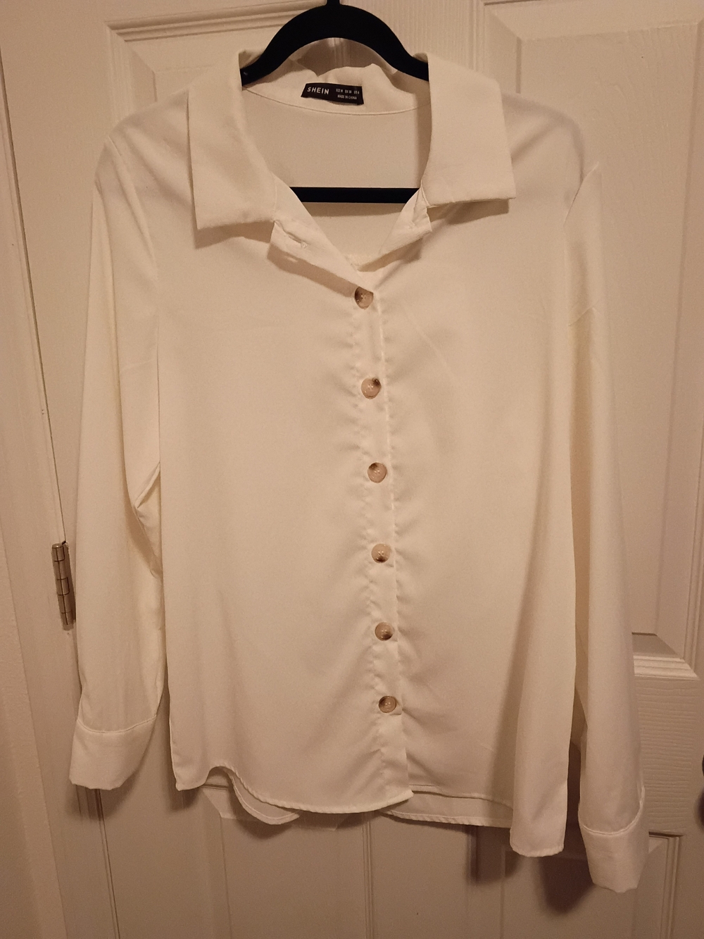SHEIN White Button-Up Collared Long-Sleeve Blouse